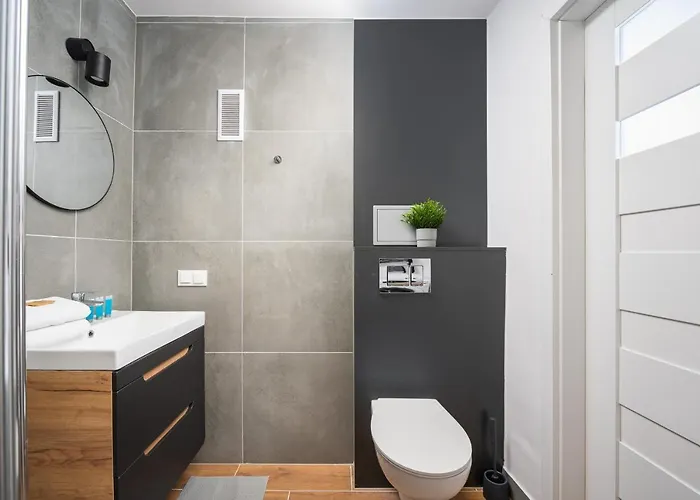 Sluzew 405a By Bookinghost